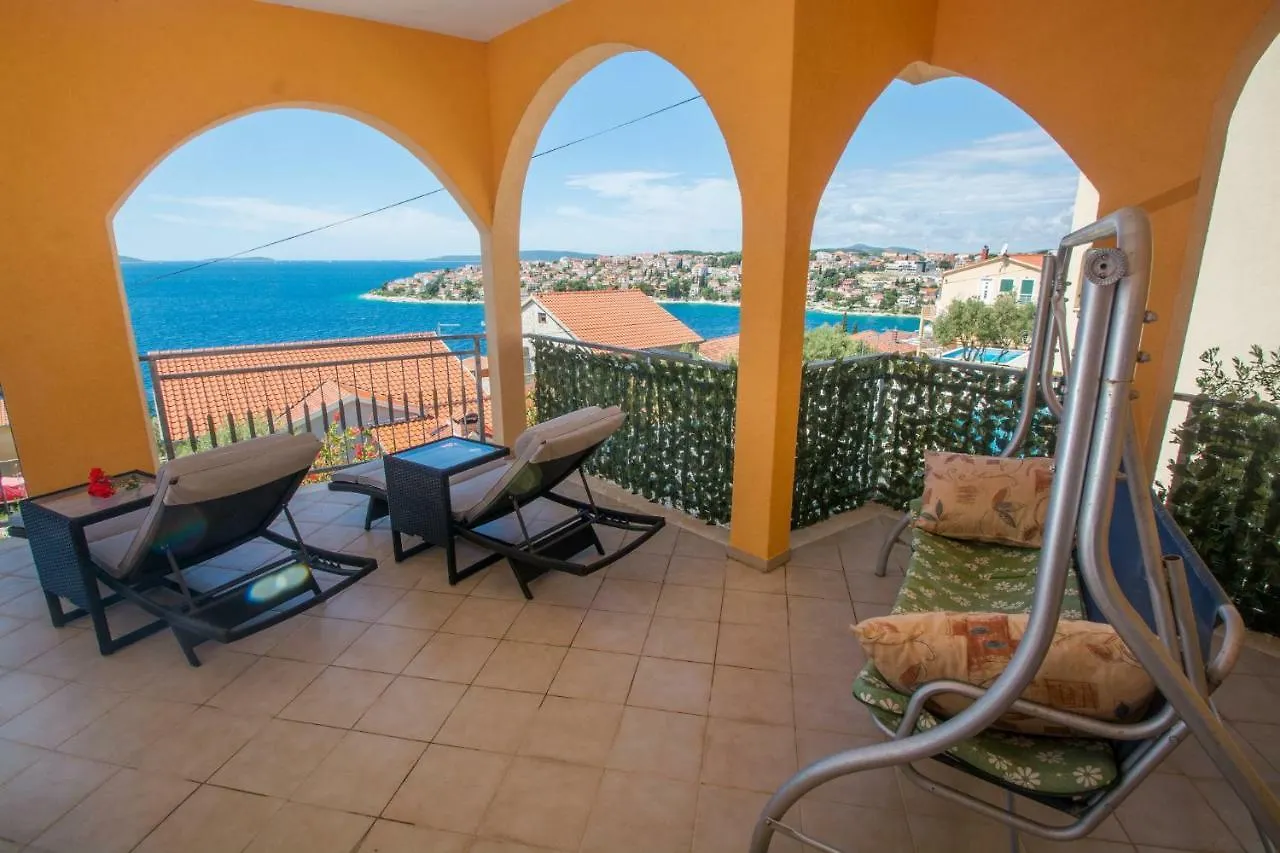 Poolside Apartment House Nina Trogir Croatia